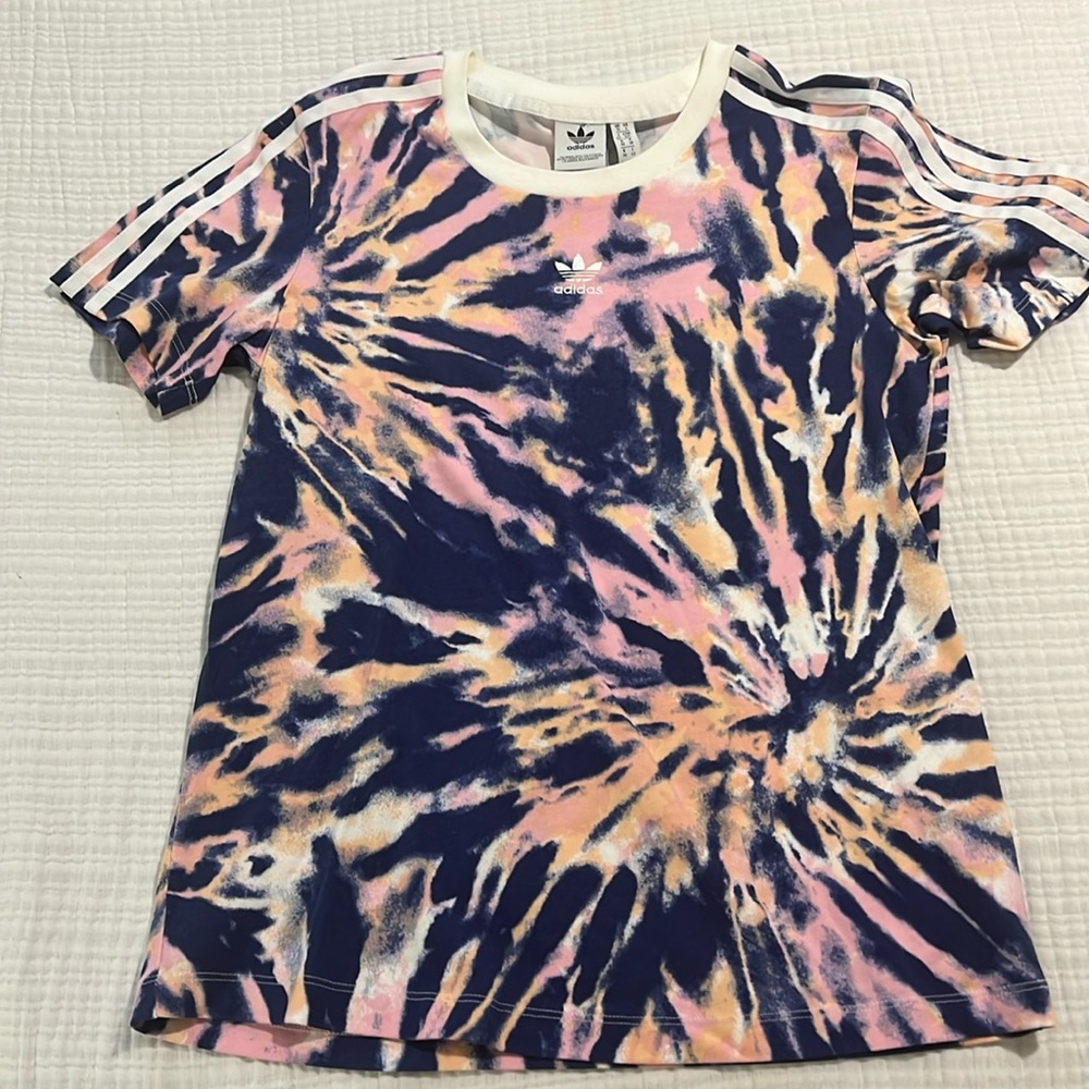 Adidas Tshirt